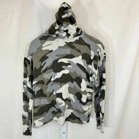 Chaser Size Medium Camouflage Gray White Hoodie Sweatshirt - Picture 5 of 9